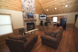 livingRoom.jpg